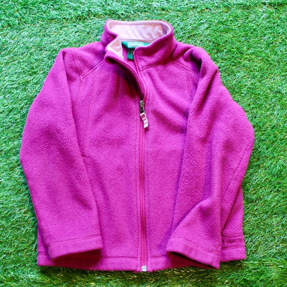 L.L. Bean Full Zip Fleece, Size Girls Size 5/6, Dark Pink Color, GUC